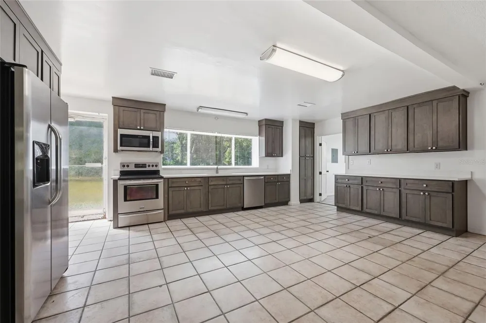 401 SE FALCON ROAD Branford, FL 32008