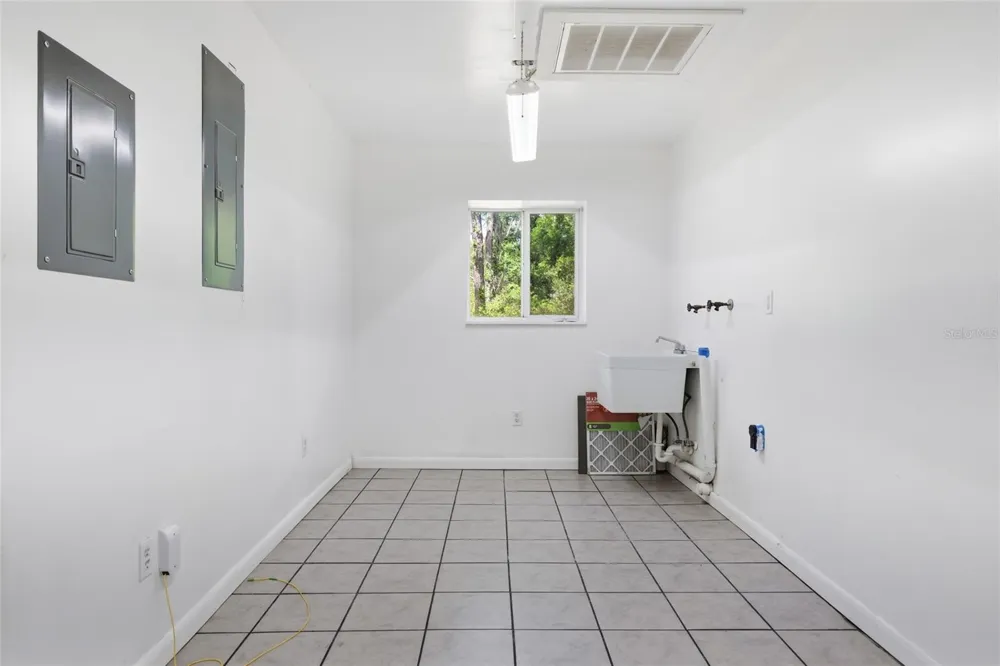 401 SE FALCON ROAD Branford, FL 32008