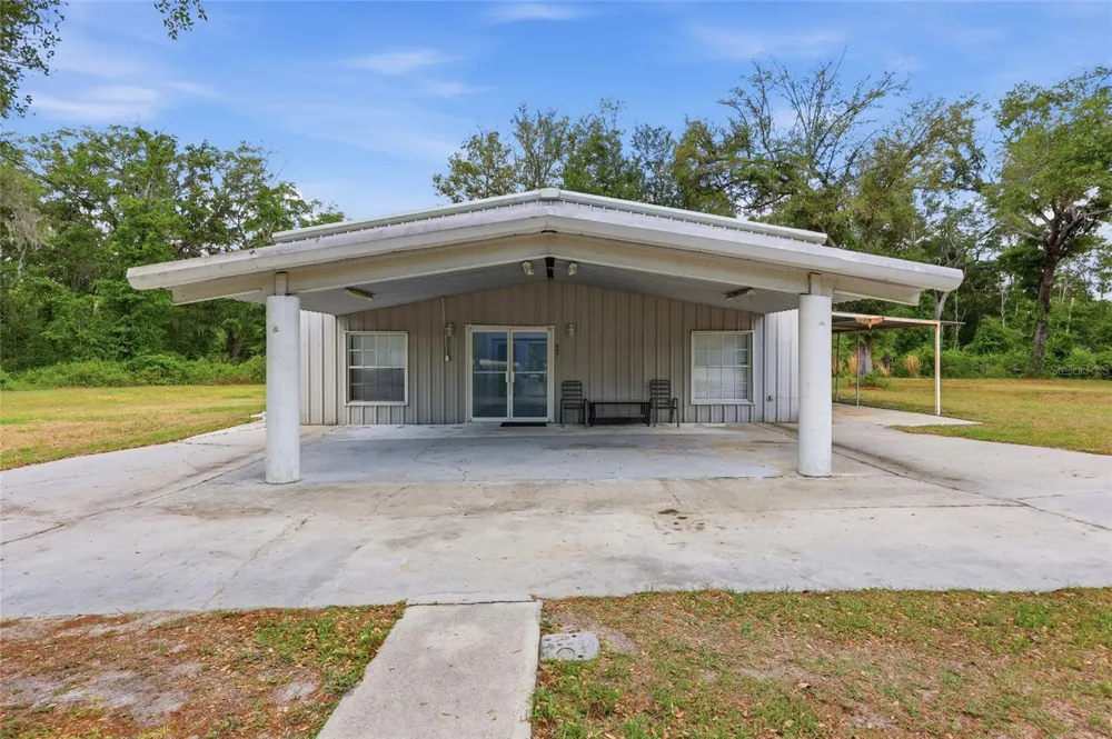 401 SE FALCON ROAD Branford, FL 32008
