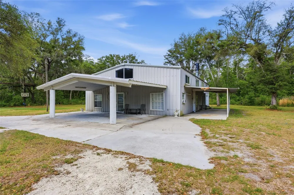 401 SE FALCON ROAD Branford, FL 32008