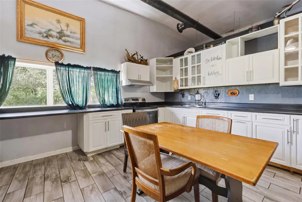 401 SE FALCON ROAD Branford, FL 32008