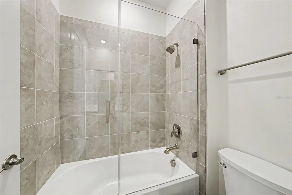23231 SCAGLIONE DRIVE Lutz, FL 33549