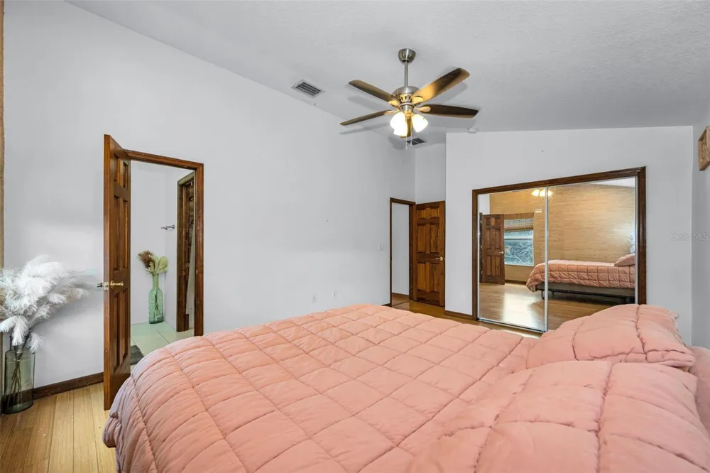 11046 LAKEVIEW DRIVE New Port Richey, FL 34654