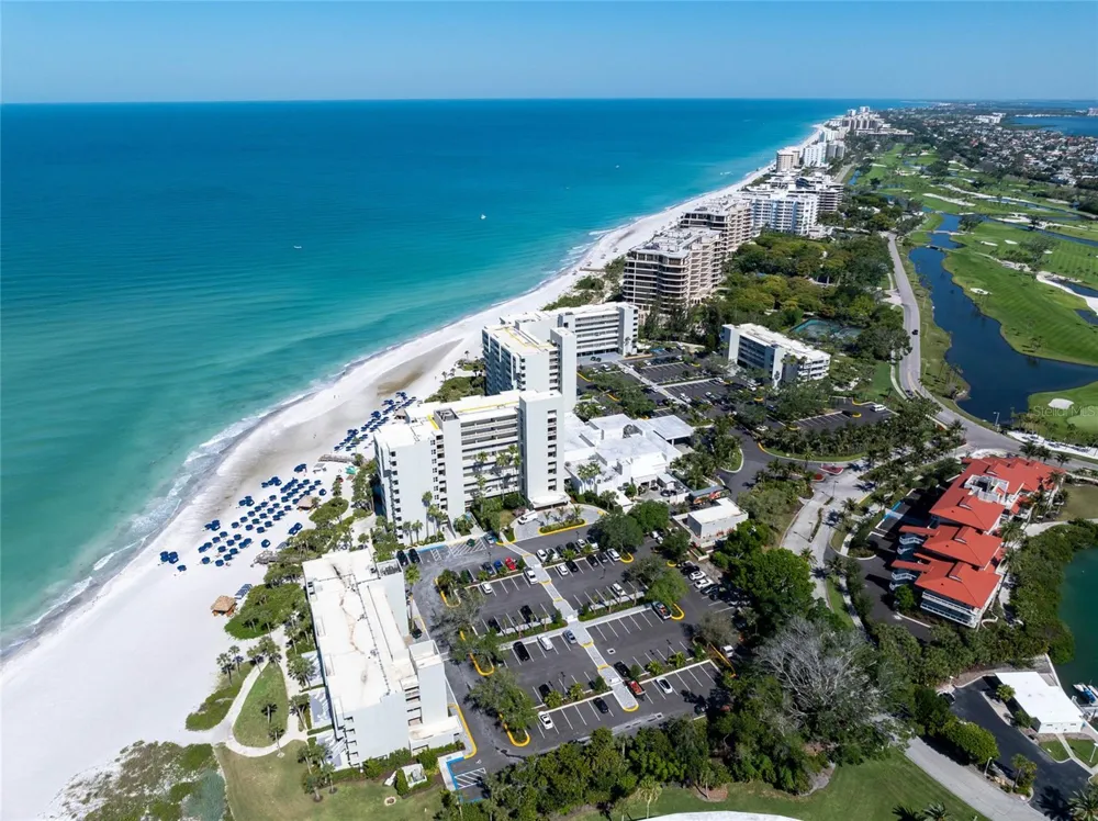 210 SANDS POINT ROAD #2101 Longboat Key, FL 34228
