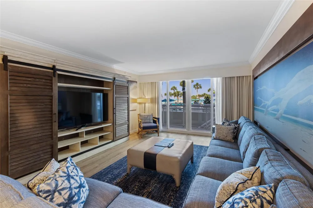 210 SANDS POINT ROAD #2101 Longboat Key, FL 34228