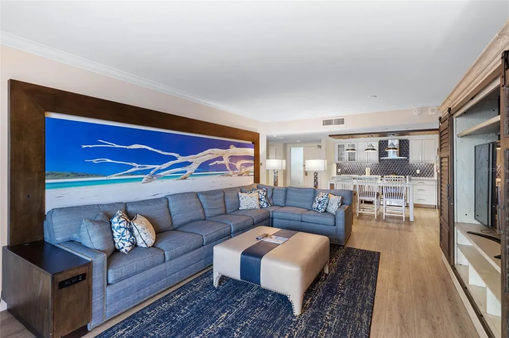 210 SANDS POINT ROAD #2101 Longboat Key, FL 34228