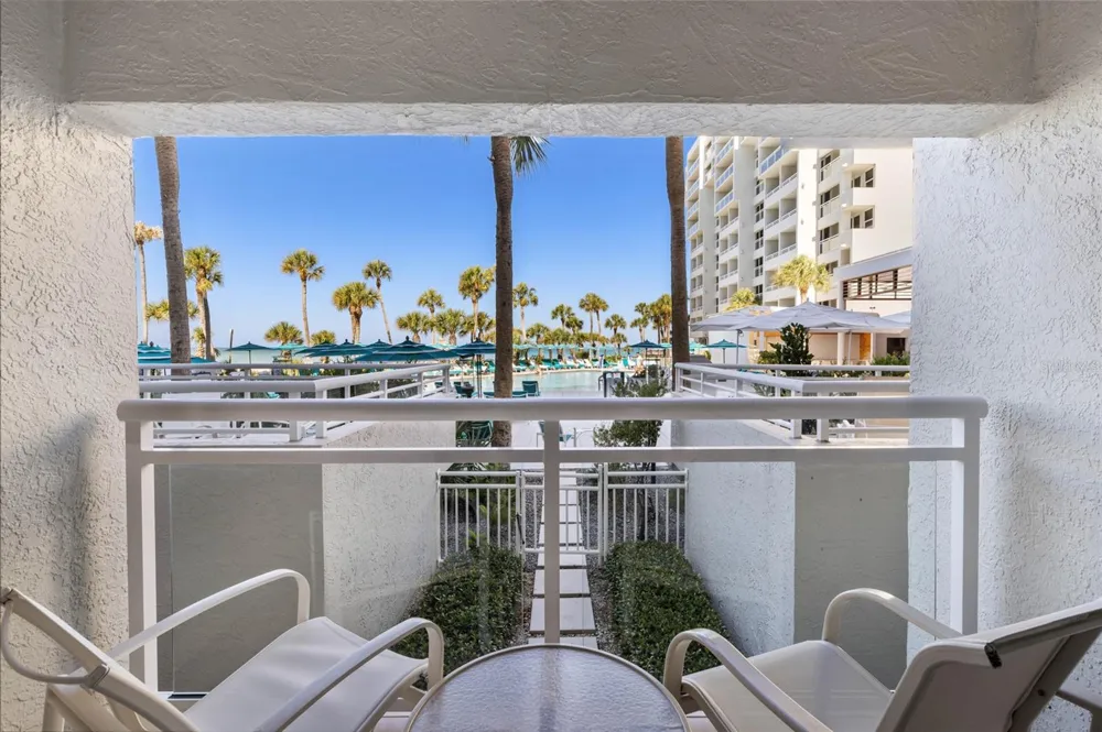 210 SANDS POINT ROAD #2101 Longboat Key, FL 34228