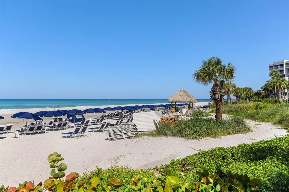 210 SANDS POINT ROAD #2101 Longboat Key, FL 34228