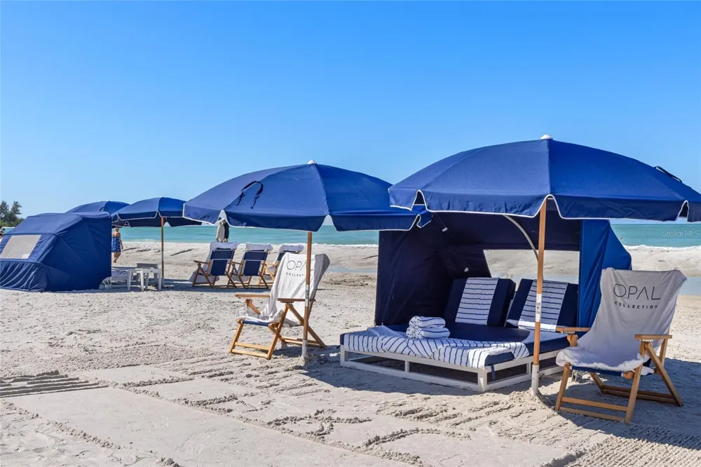 210 SANDS POINT ROAD #2101 Longboat Key, FL 34228