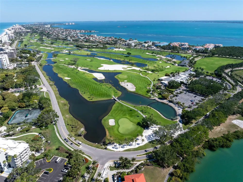 210 SANDS POINT ROAD #2101 Longboat Key, FL 34228