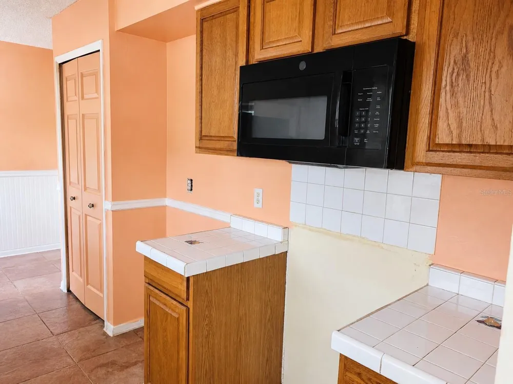 765 HIGHLAND DRIVE Orange City, FL 32763