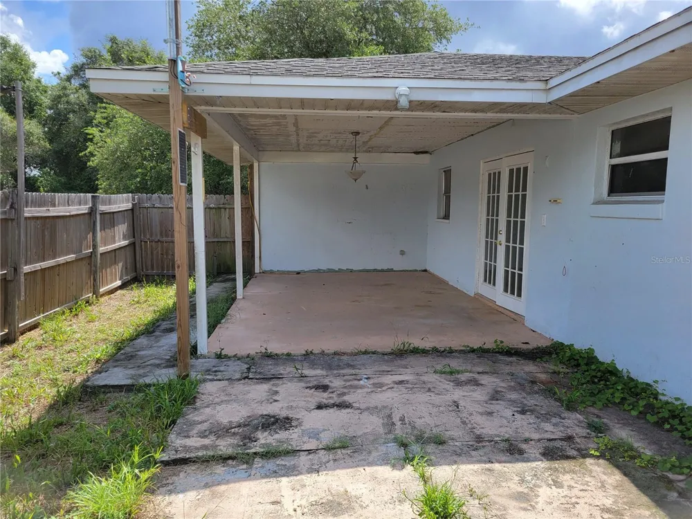 765 HIGHLAND DRIVE Orange City, FL 32763