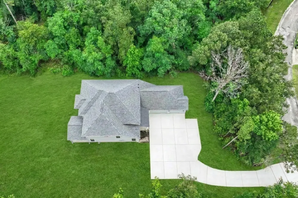 11715 Creek View Lane Conroe, TX 77385