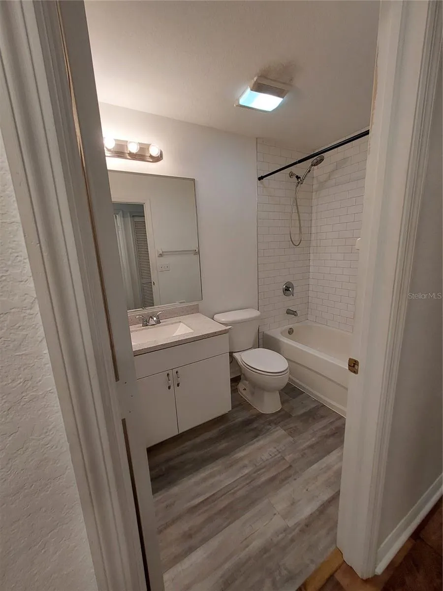 557 WINDERMERE DRIVE Lehigh Acres, FL 33972