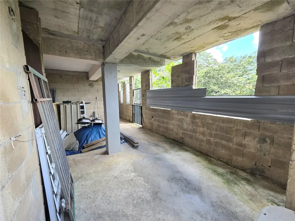 173 KM 15.8 Cidra, PR 00739