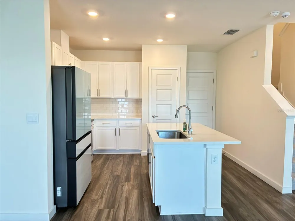 553 JOHN L MICA WAY Longwood, FL 32750