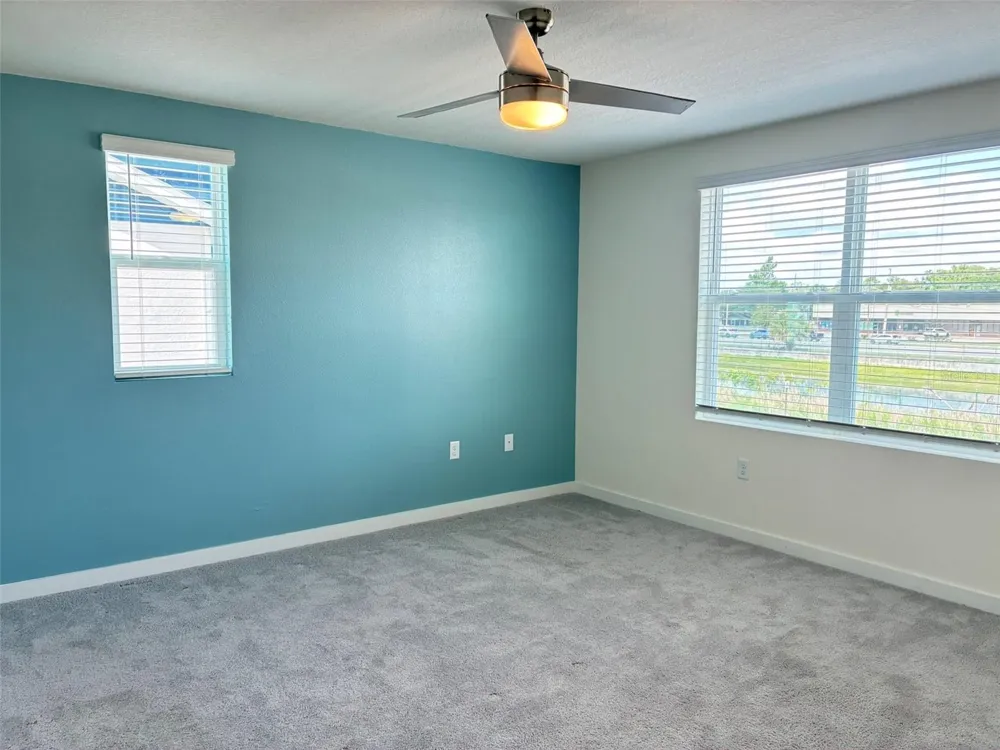 553 JOHN L MICA WAY Longwood, FL 32750