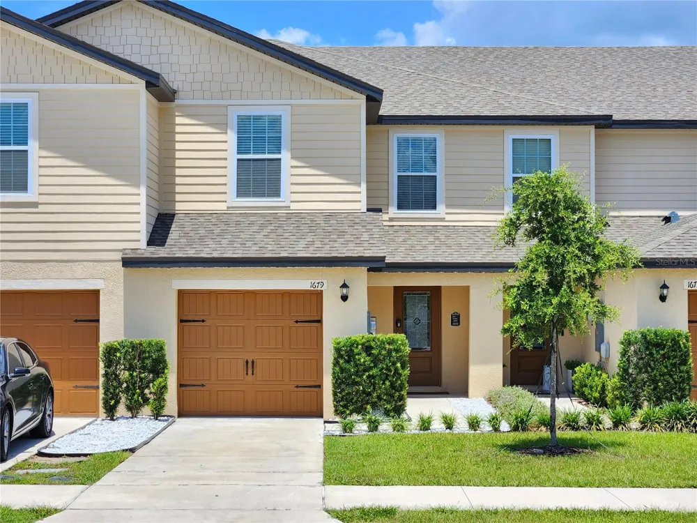 1679 WYNFORD CIRCLE Tavares, FL 32778