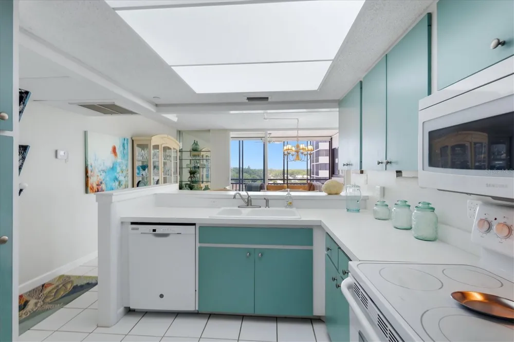 629 ALHAMBRA ROAD #702 Venice, FL 34285