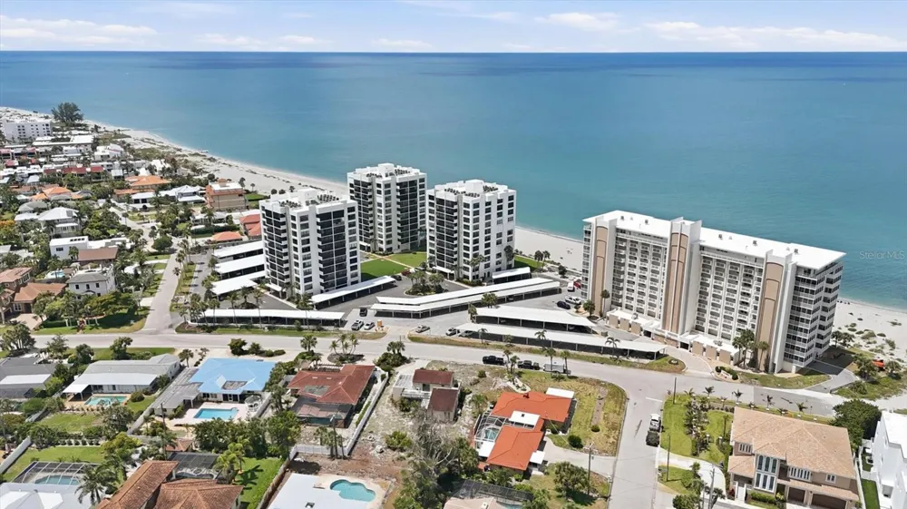 629 ALHAMBRA ROAD #702 Venice, FL 34285