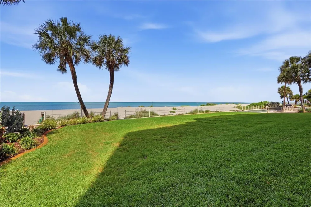 629 ALHAMBRA ROAD #702 Venice, FL 34285