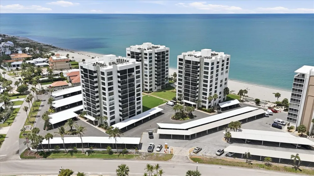 629 ALHAMBRA ROAD #702 Venice, FL 34285