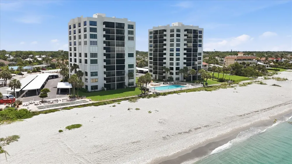 629 ALHAMBRA ROAD #702 Venice, FL 34285