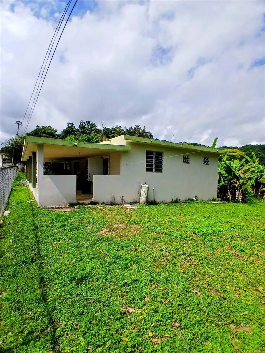 372 SECTOR COTUY Yauco, PR 00698