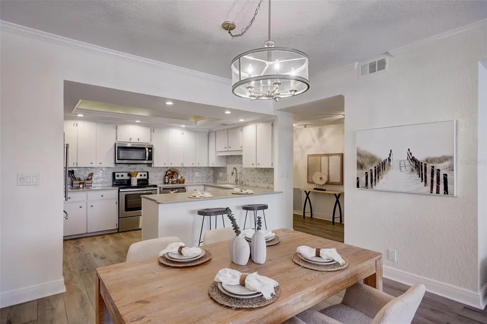 6 BELLEVIEW BOULEVARD #101 Belleair, FL 33756