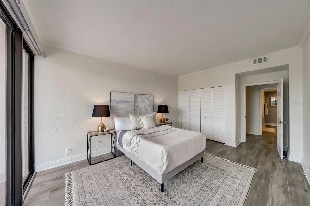 6 BELLEVIEW BOULEVARD #101 Belleair, FL 33756