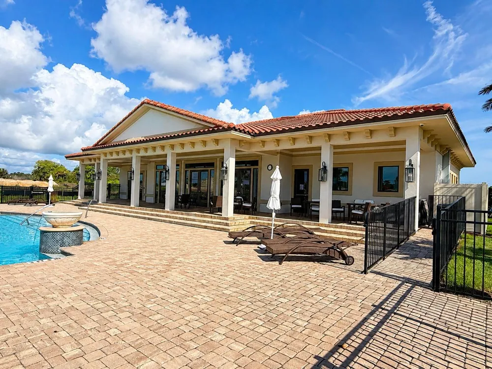 1 MENORCA WAY Palm Coast, FL 32137