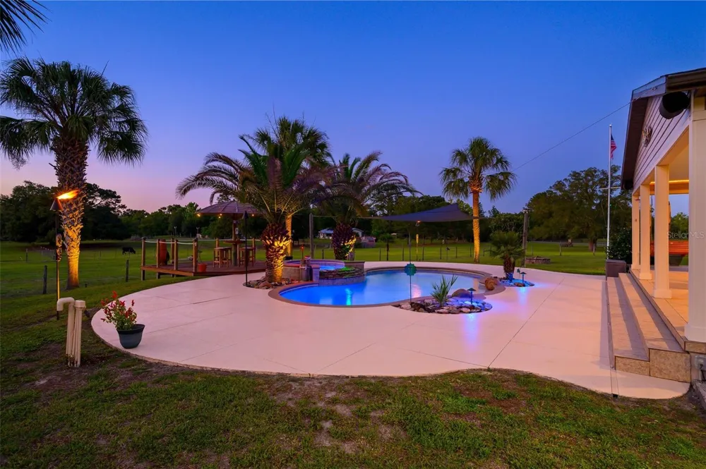 6739 SE 67TH COURT Trenton, FL 32693