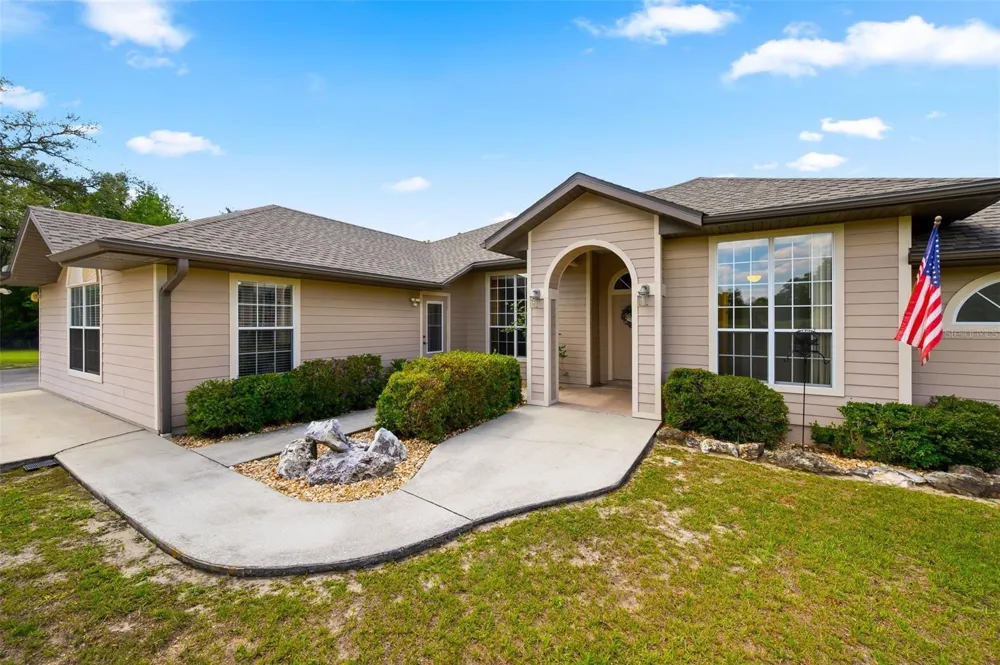 6739 SE 67TH COURT Trenton, FL 32693