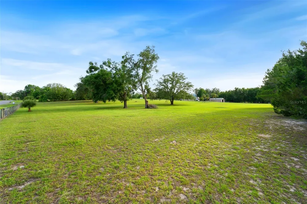 6739 SE 67TH COURT Trenton, FL 32693