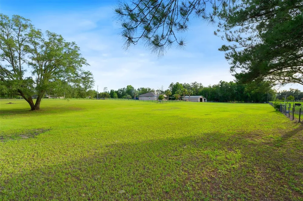 6739 SE 67TH COURT Trenton, FL 32693