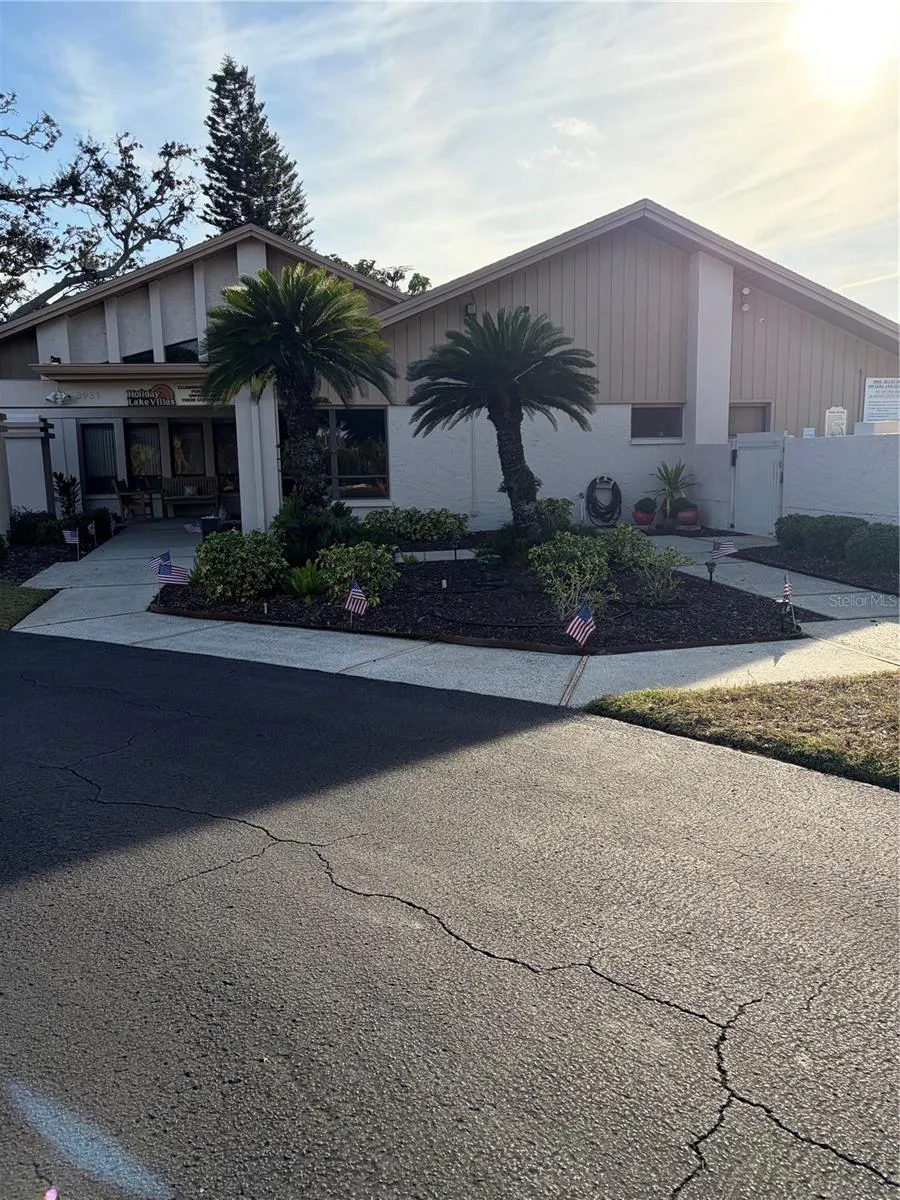 3807 STAYSAIL LANE #3807 Holiday, FL 34691