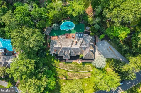 21 SPRINGTON POINTE DRIVE