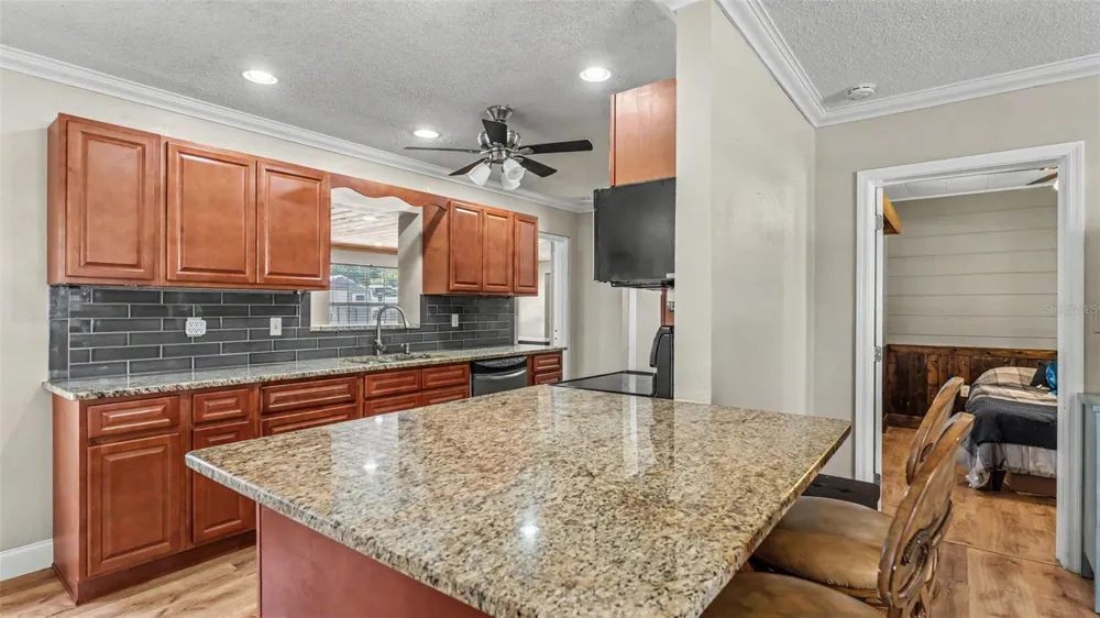 1422 NANCESOWEE AVENUE Sebring, FL 33870