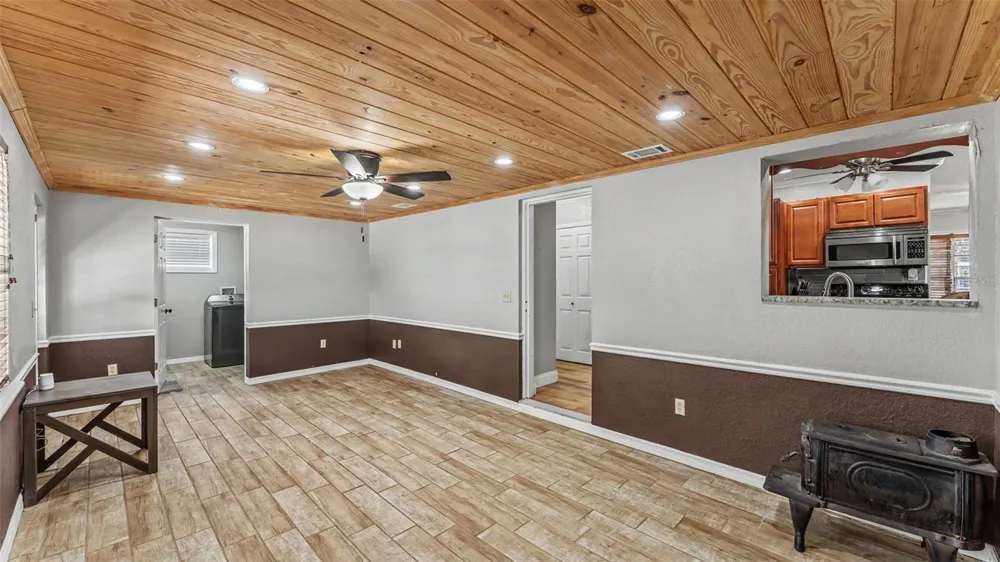 1422 NANCESOWEE AVENUE Sebring, FL 33870