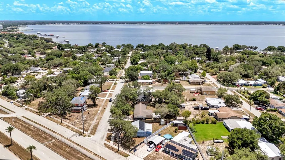 1422 NANCESOWEE AVENUE Sebring, FL 33870