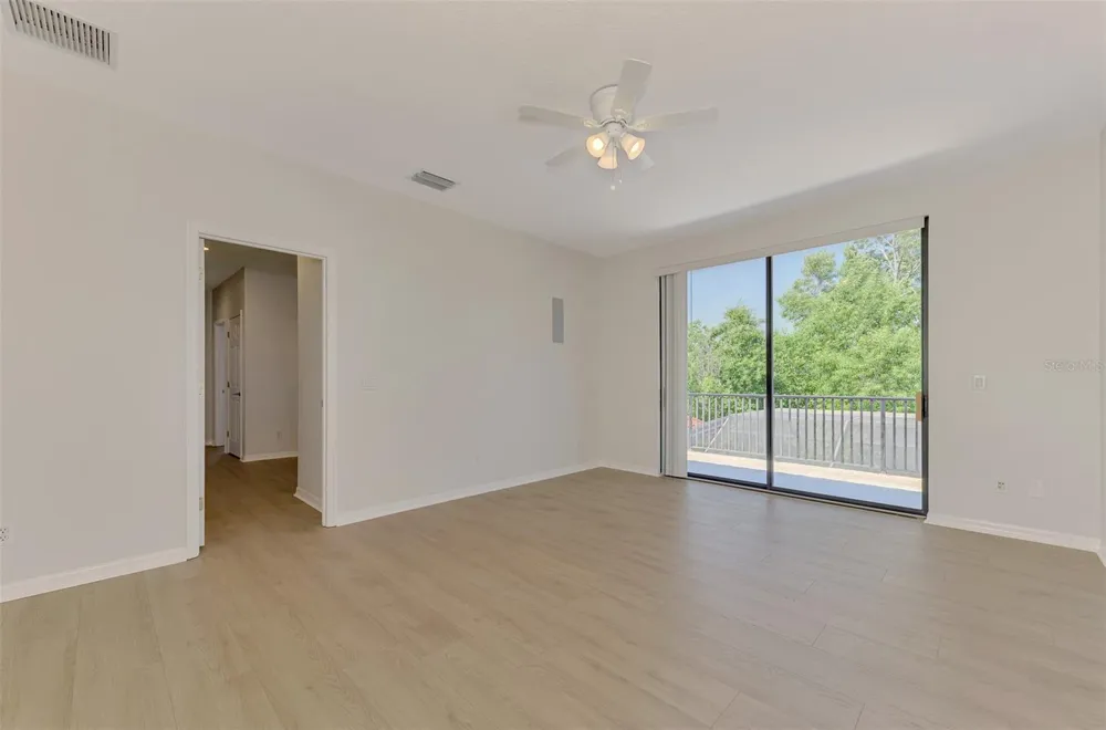 5684 EASTWIND DRIVE Sarasota, FL 34233