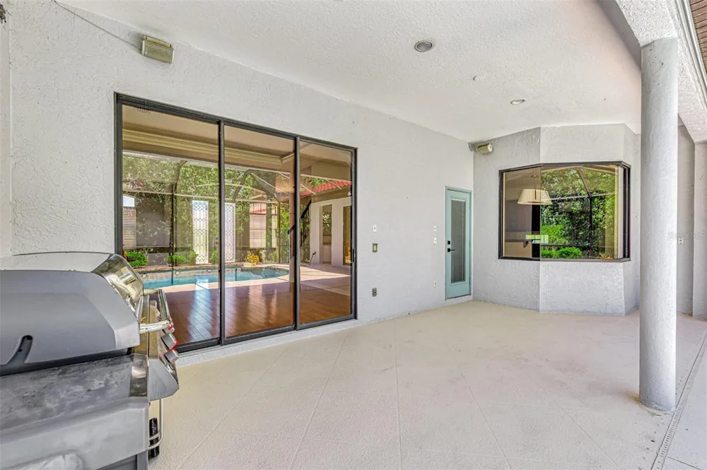 5684 EASTWIND DRIVE Sarasota, FL 34233