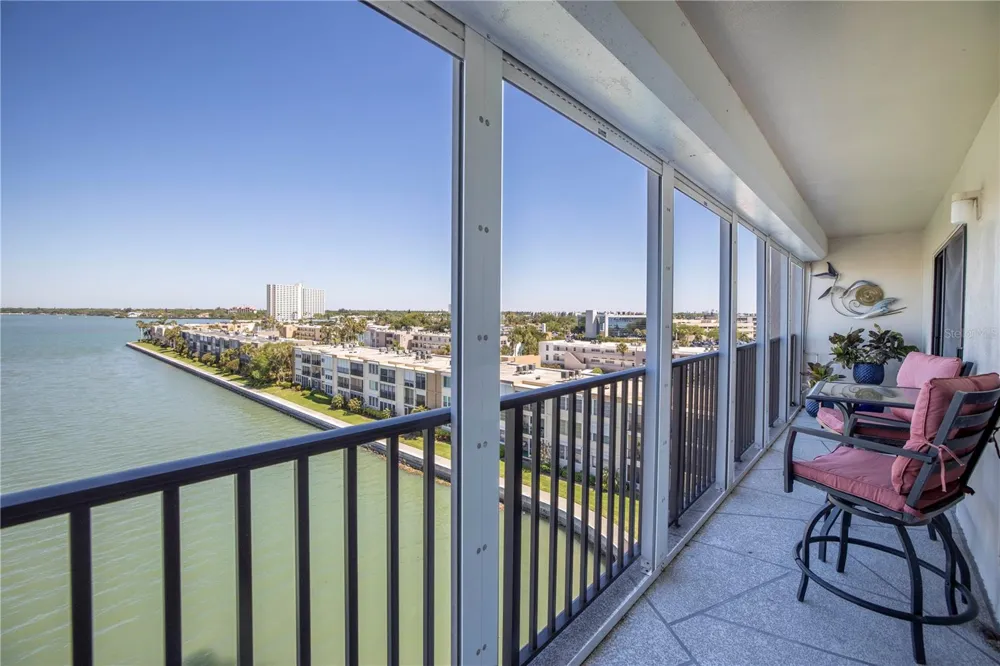 7300 SUN ISLAND DRIVE S #602 South Pasadena, FL 33707