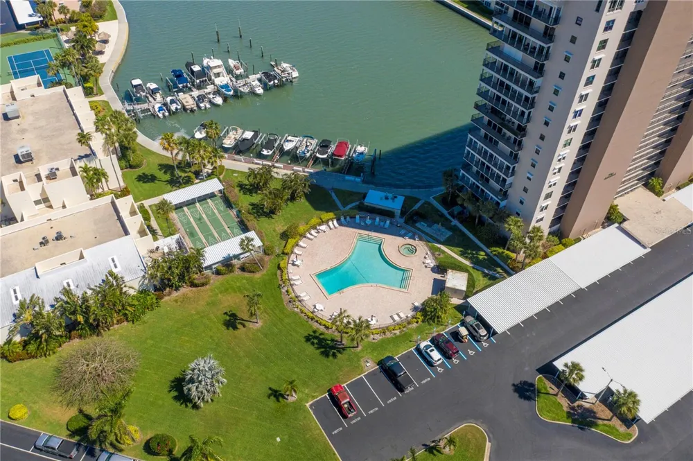 7300 SUN ISLAND DRIVE S #602 South Pasadena, FL 33707