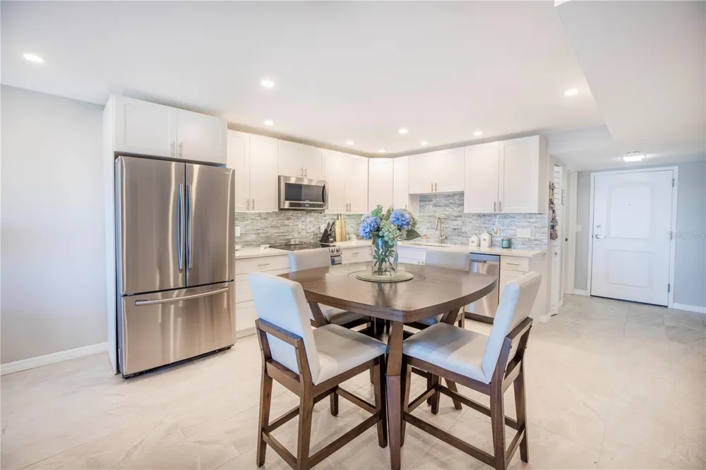 7300 SUN ISLAND DRIVE S #602 South Pasadena, FL 33707