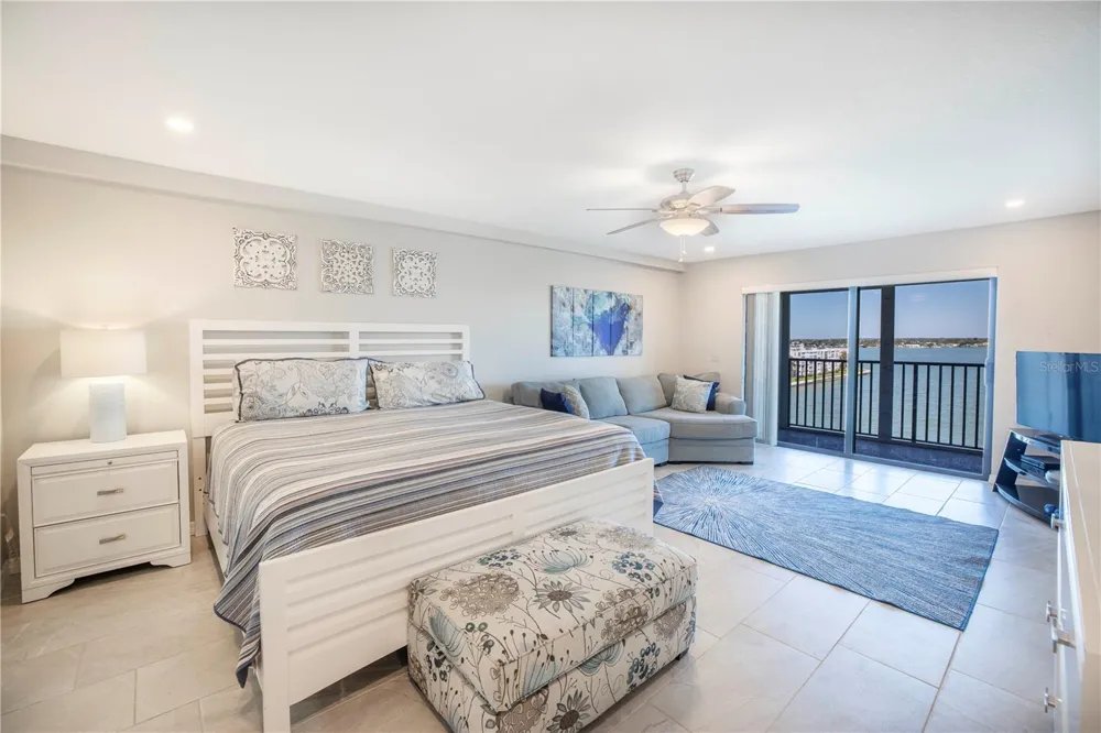 7300 SUN ISLAND DRIVE S #602 South Pasadena, FL 33707