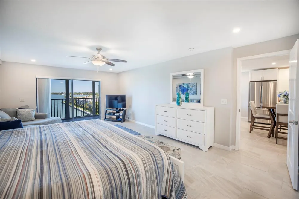 7300 SUN ISLAND DRIVE S #602 South Pasadena, FL 33707