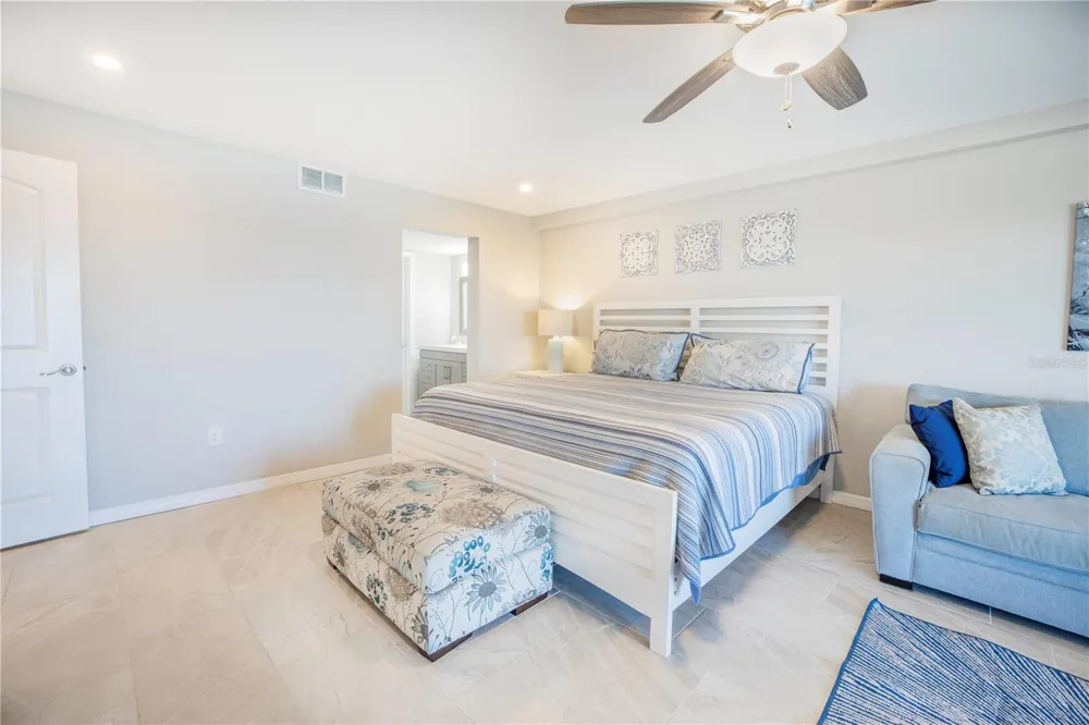 7300 SUN ISLAND DRIVE S #602 South Pasadena, FL 33707