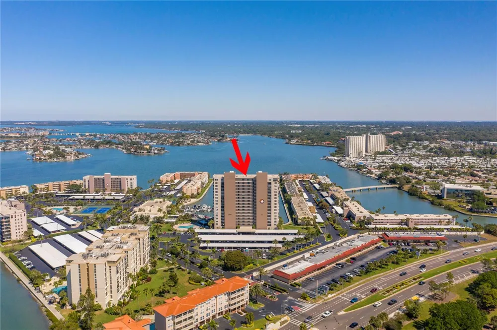 7300 SUN ISLAND DRIVE S #602 South Pasadena, FL 33707