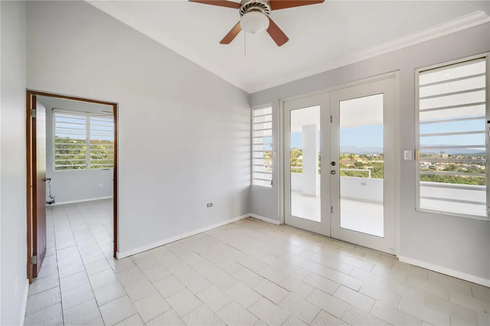 15 PORT ROAD Humacao, PR 00791